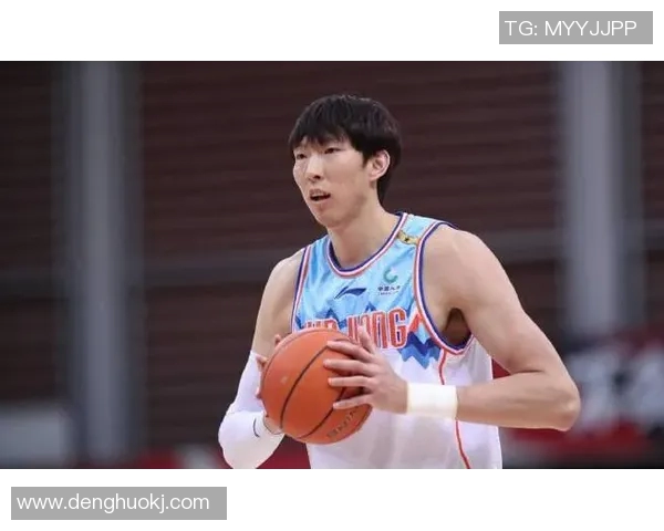 周琦在CBA联赛中创下新纪录堪称中国篮球新希望