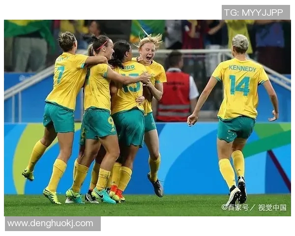 意大利女足与澳大利亚女足激战正酣谁能在世界杯赛场上笑到最后