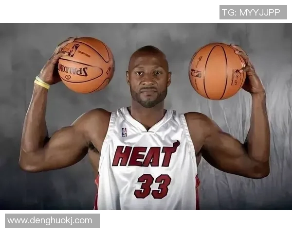 莫威廉姆斯的篮球传奇与职业生涯回顾:从天才新秀到NBA明星的蜕变之路 莫威廉姆斯的篮球传奇与职业生涯回顾:从天才新秀到NBA明星的蜕变之路